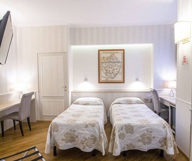 Fotos del hotel Flora:  12