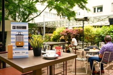 هتل Ibis Milano Centro