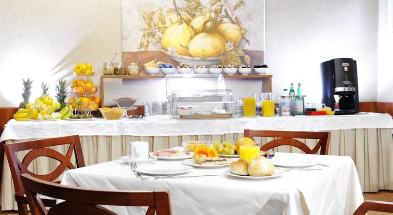 Fotos del hotel LH  Lloyd Rome:  12