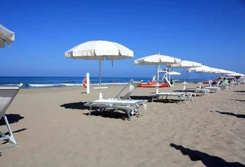 هتل Mec Paestum