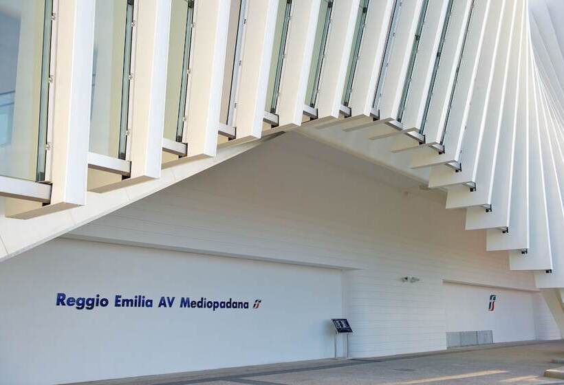 هتل Mercure Reggio Emilia Centro Astoria