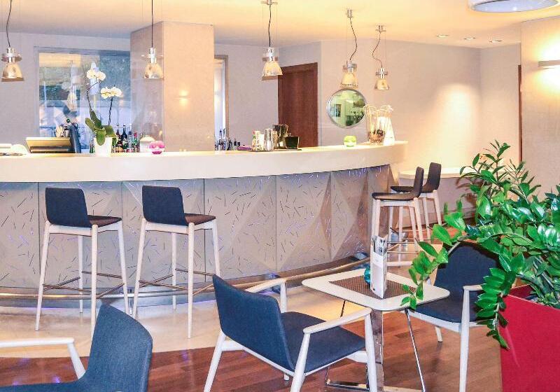 Fotos del hotel Mercure Roma Centro Colosseo:  70