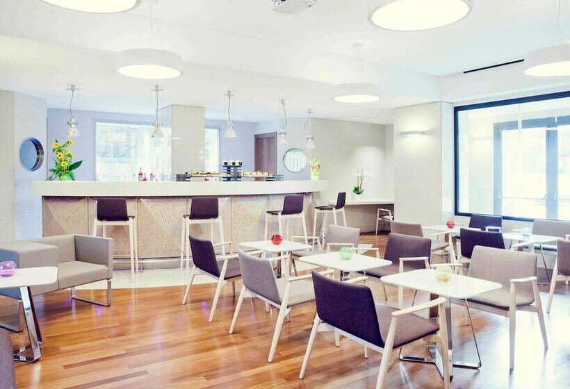 Fotos del hotel Mercure Roma Centro Colosseo:  50