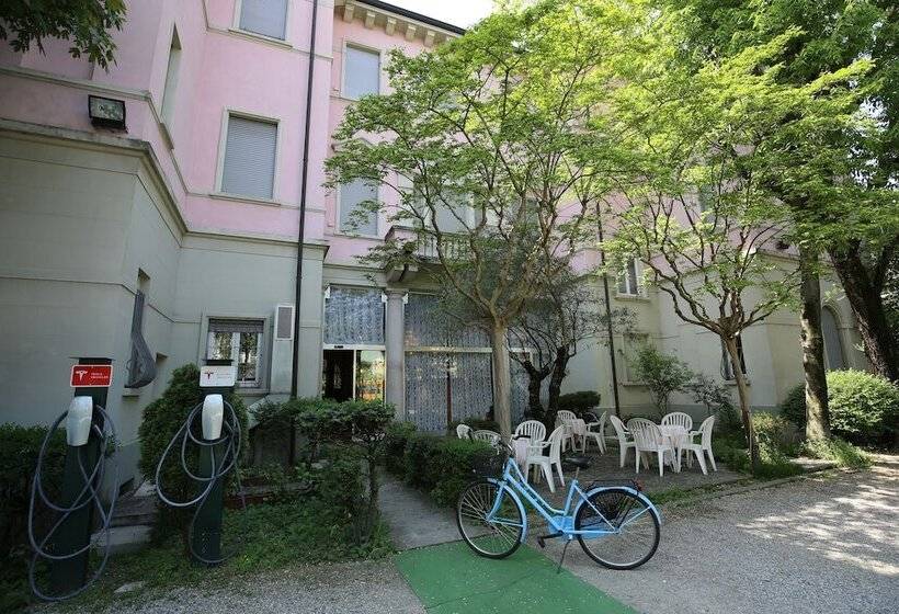 Fotos del hotel Mokinba Hotels Montebianco:  2