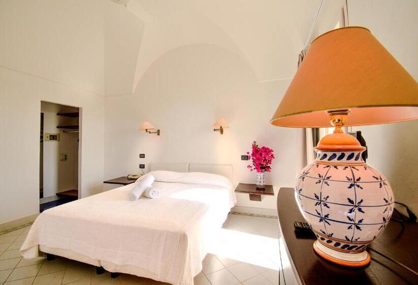 هتل Mursia Resort & Spa