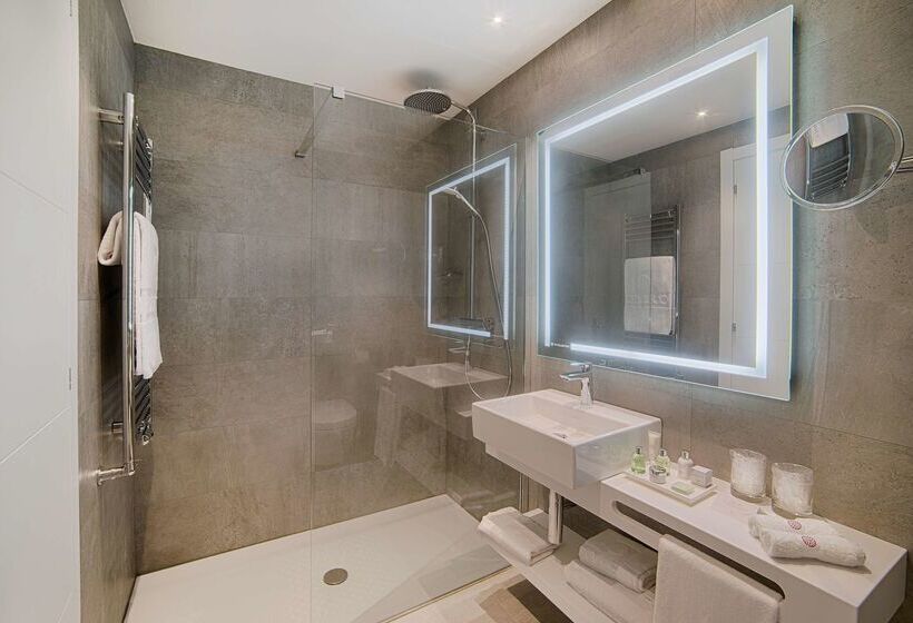 בית מלון כפרי NH Collection Roma Centro