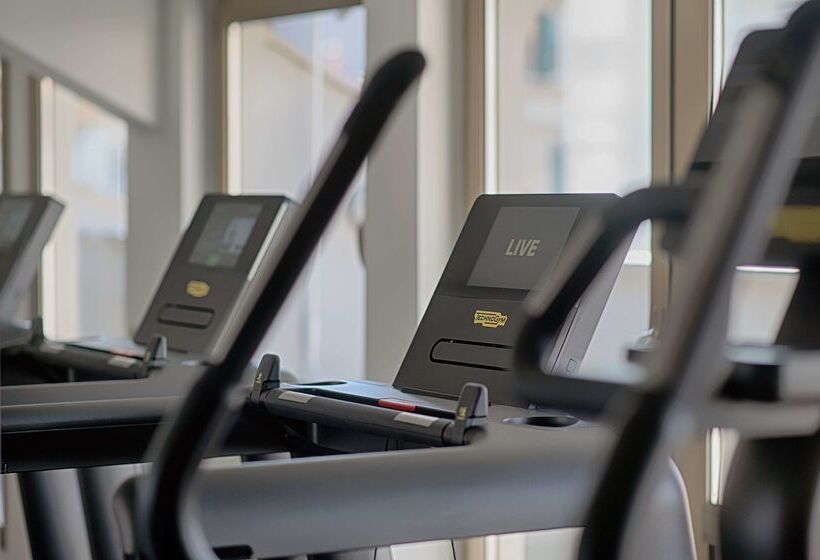 בית מלון כפרי NH Collection Roma Centro