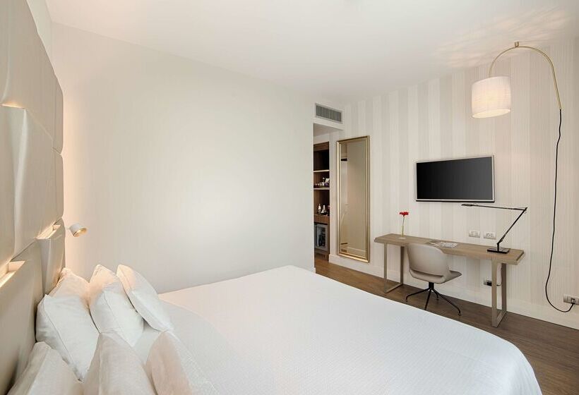 בית מלון כפרי NH Collection Roma Centro