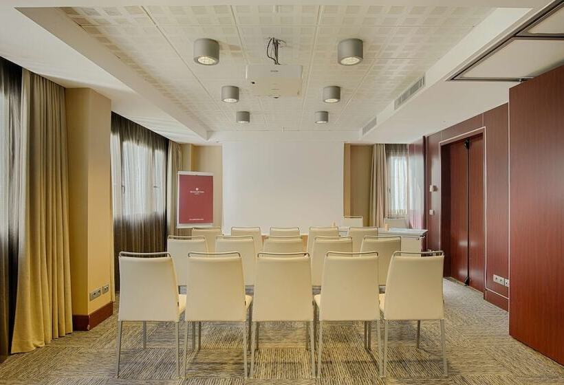 בית מלון כפרי NH Collection Roma Centro