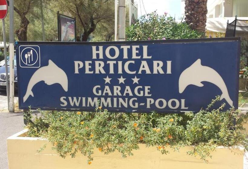 هتل Perticari