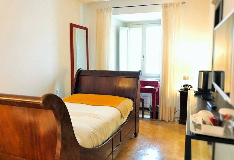 فندق Relais & Chateaux Palazzo Seneca