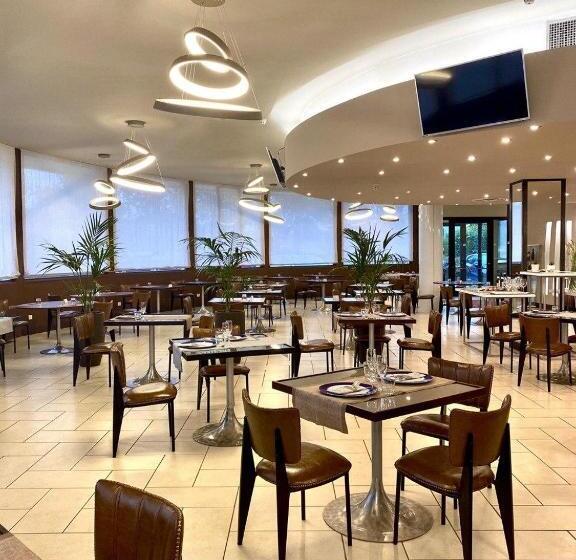 فندق & Residence Castelli