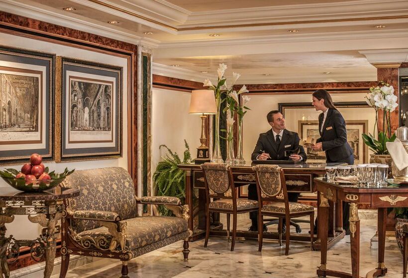 هتل Rome Cavalieri A Waldorf Astoria