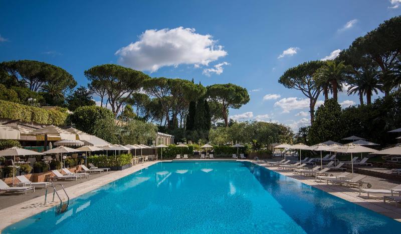 هتل Rome Cavalieri A Waldorf Astoria