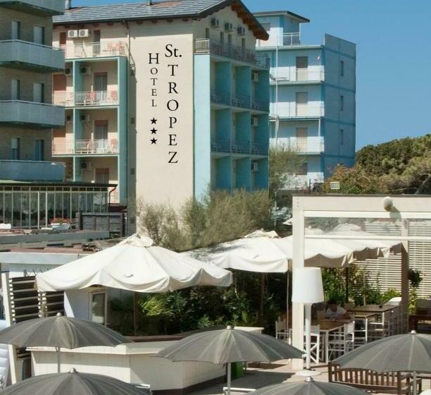 هتل Saint Tropez Spa & Restaurant