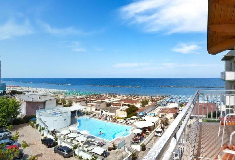 هتل Saint Tropez Spa & Restaurant