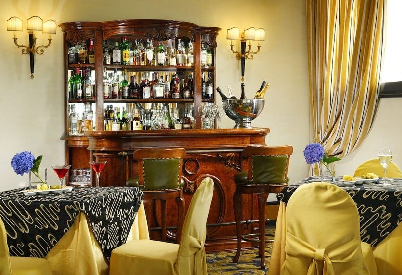 Fotos del hotel Savoy:  51