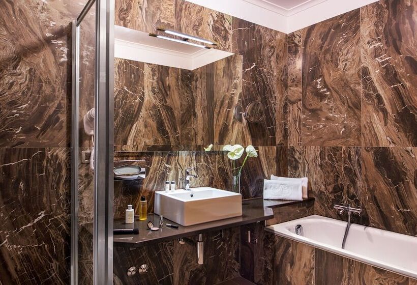 Fotos del hotel Savoy:  16