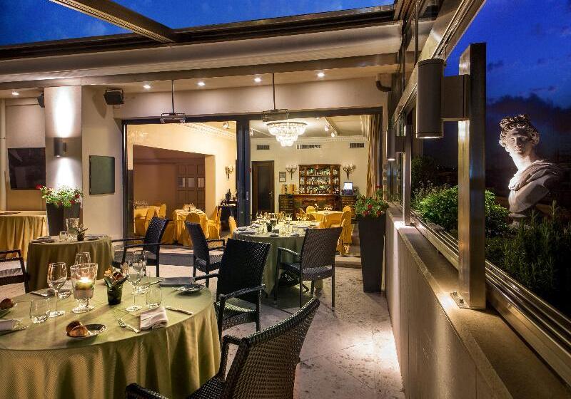 Fotos del hotel Savoy:  67