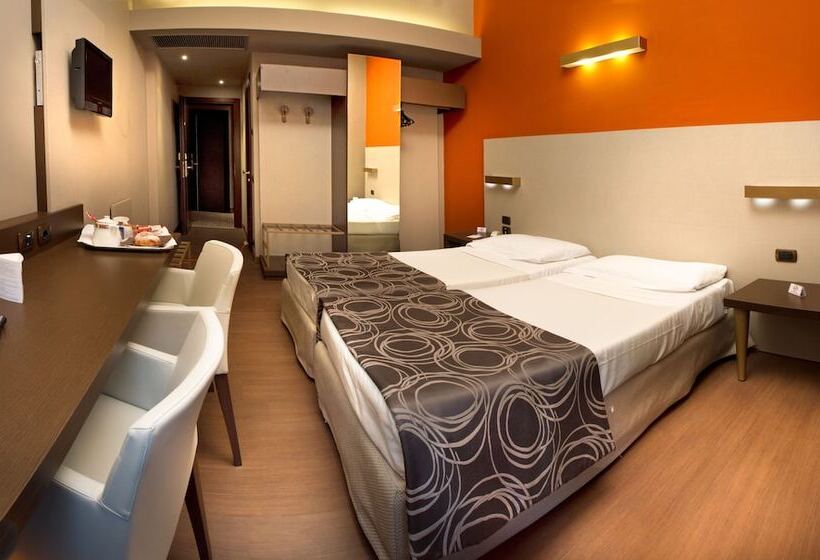 Fotos del hotel Soperga:  7