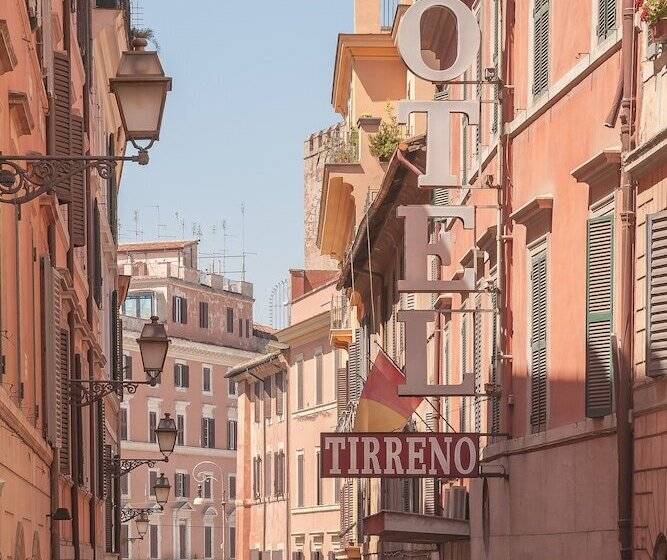 Fotos del hotel Tirreno:  7
