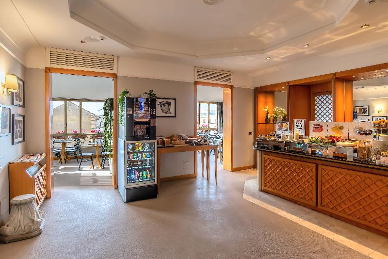 Fotos del hotel Tritone:  26