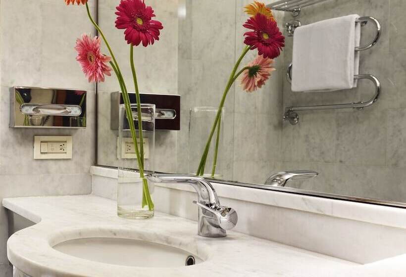 Fotos del hotel Unahotels Mediterraneo Milano:  38