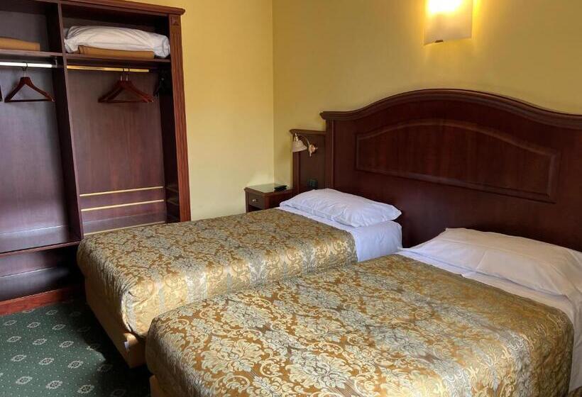 Fotos del hotel Valganna:  12