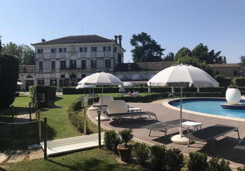 هتل Villa Condulmer