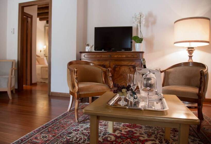 هتل Villa Condulmer