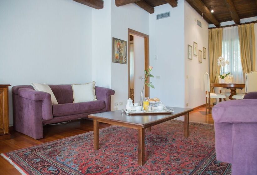 هتل Villa Condulmer