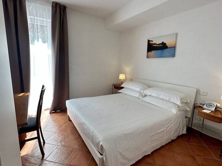 ホテル Villa Domizia