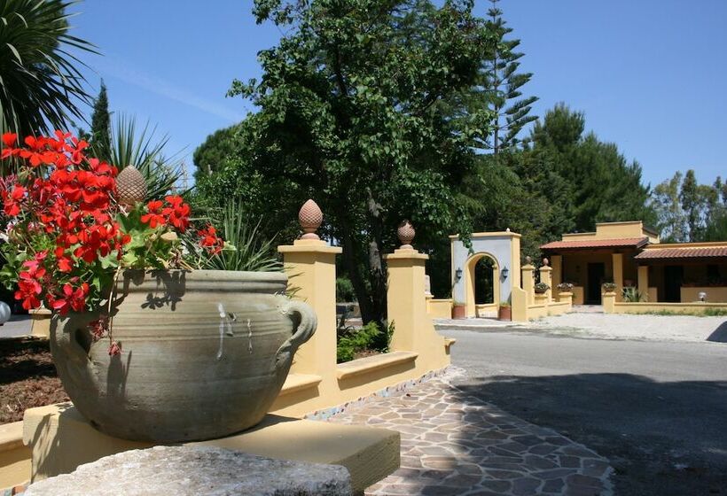 هتل Villa Rita