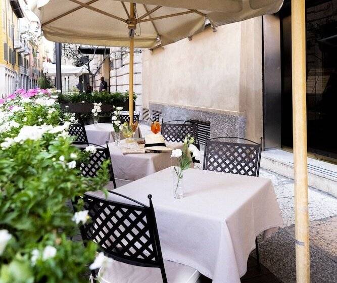 Fotos del hotel Accademia:  17 Fotos del hotel Accademia:  17