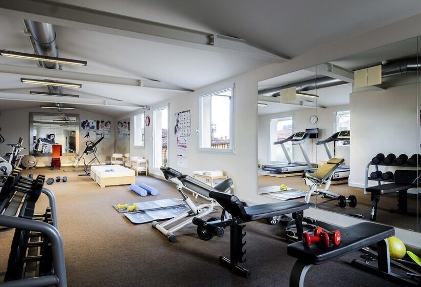 Fotos del hotel Accademia:  10 Fotos del hotel Accademia:  10