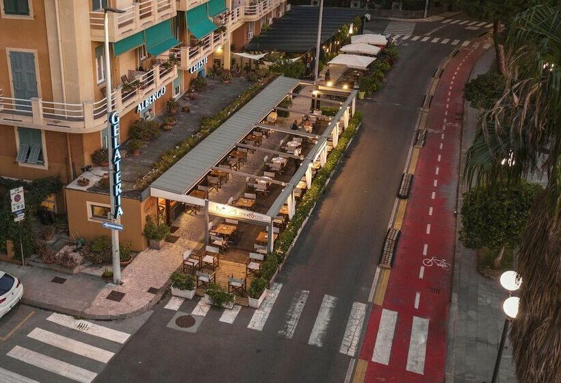 هتل Albergo Celeste