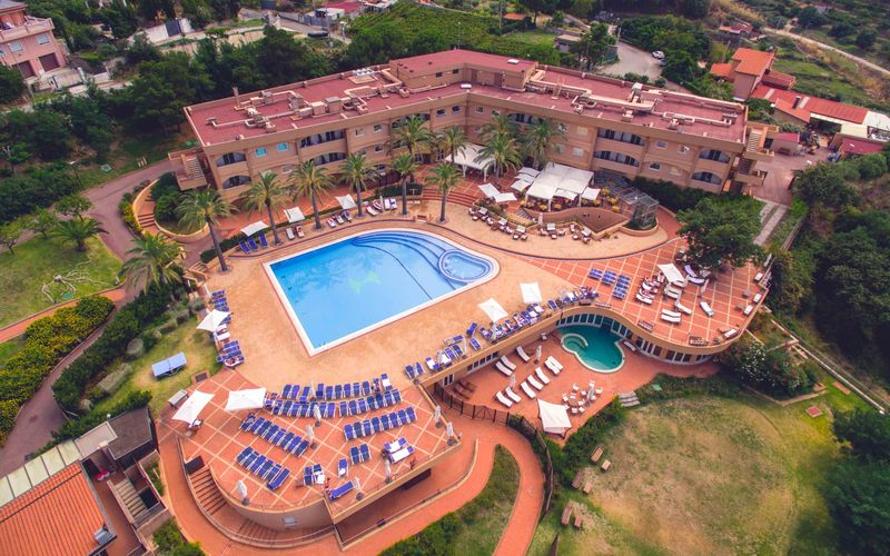 فندق Altafiumara Resort & Spa