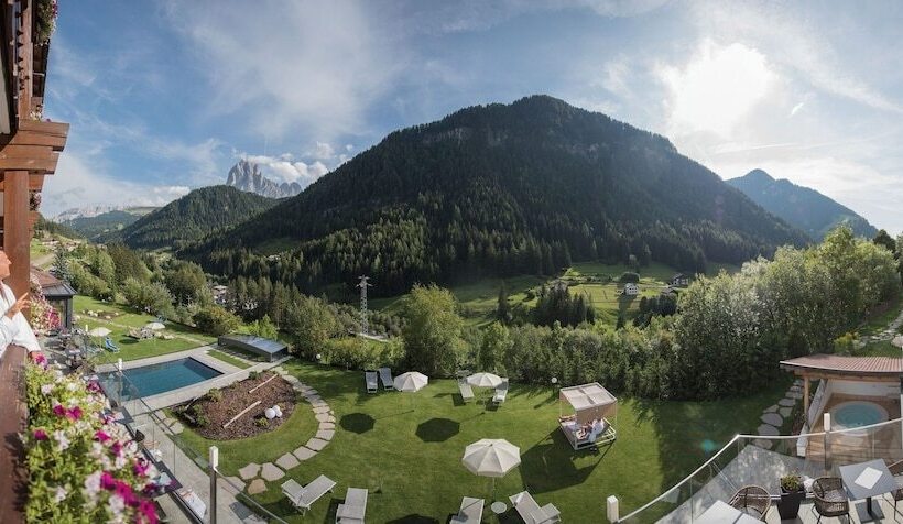 هتل Diamant Spa Resort