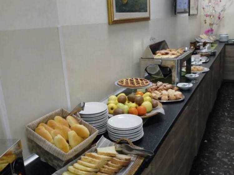 Fotos del hotel Elena:  15