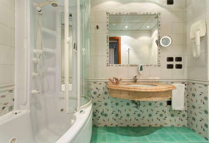 Fotos del hotel Firenze:  50 Fotos del hotel Firenze:  50