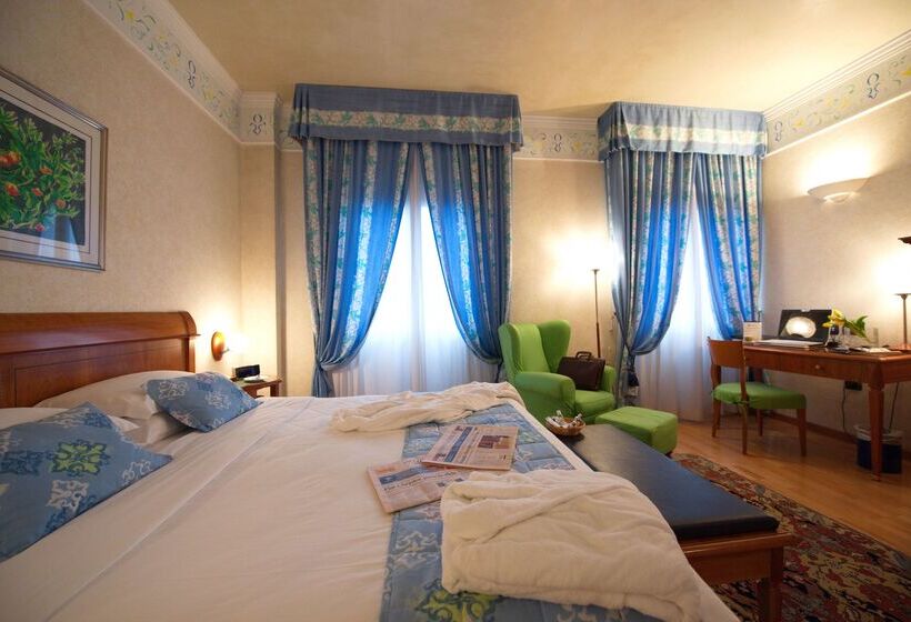 Fotos del hotel Firenze:  47 Fotos del hotel Firenze:  47