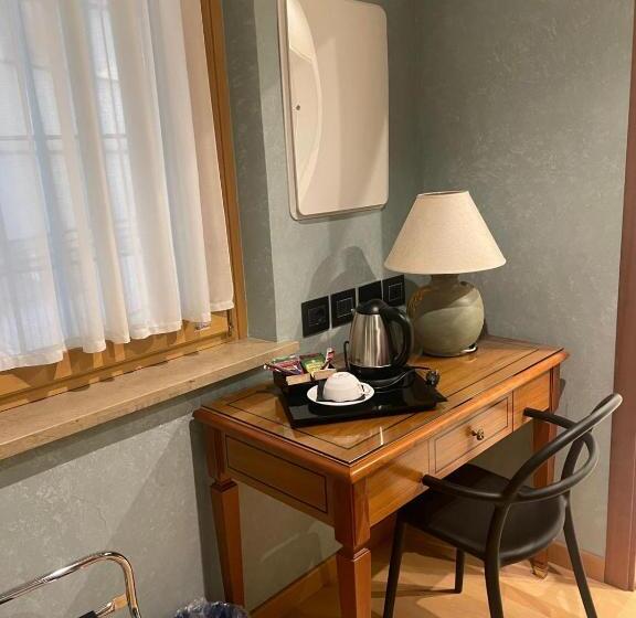 Fotos del hotel Firenze:  39 Fotos del hotel Firenze:  39