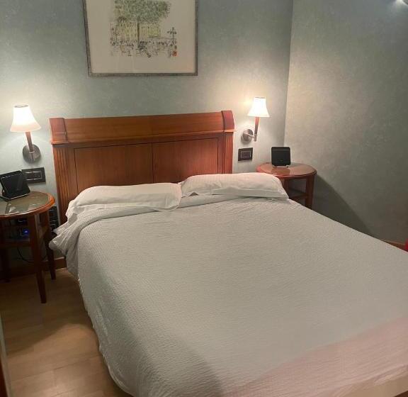 Fotos del hotel Firenze:  6 Fotos del hotel Firenze:  6