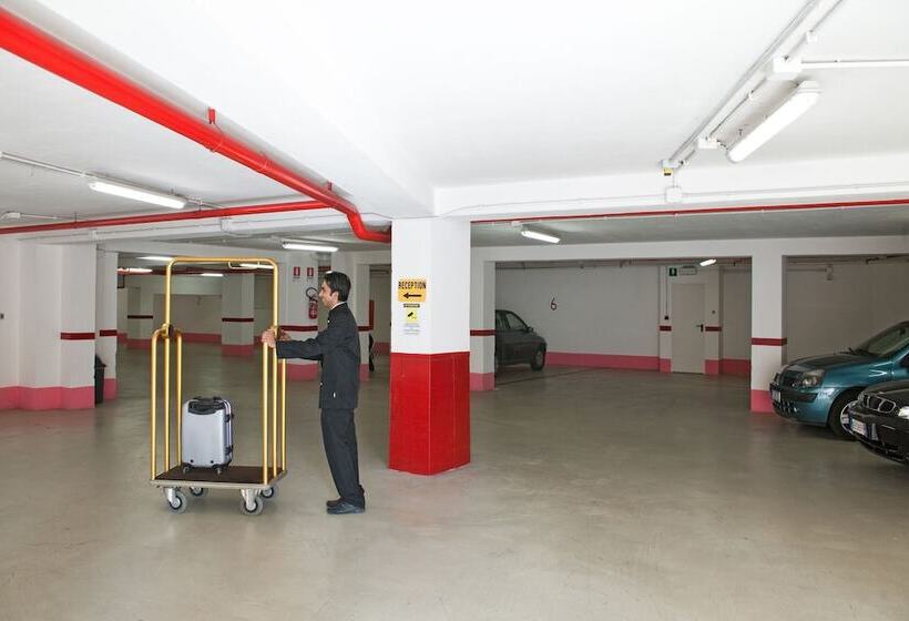 Fotos del hotel Giberti:  16 Fotos del hotel Giberti:  16