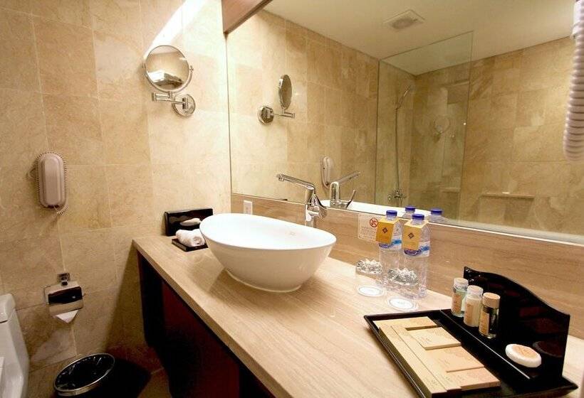 هتل Grand Sahid Jaya Cbd