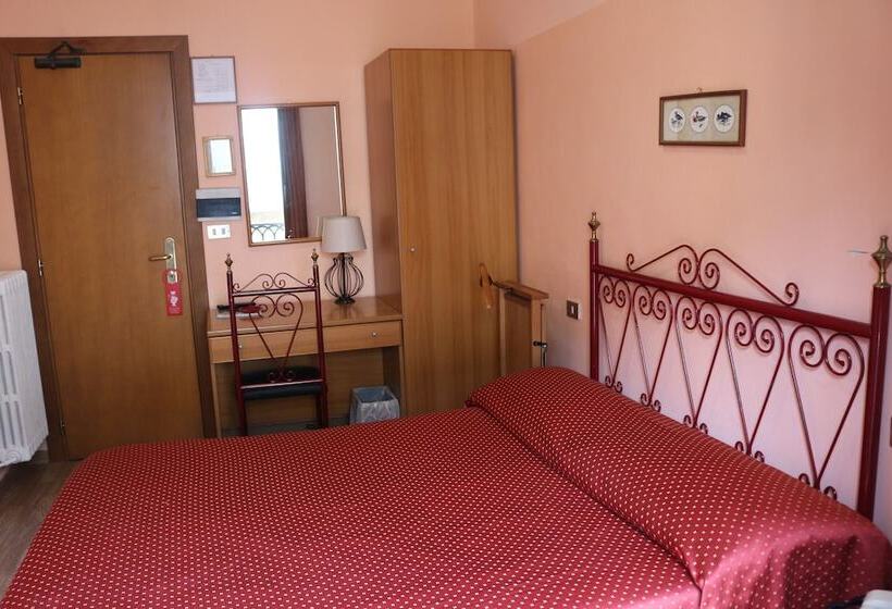 Fotos del hotel Italia:  40