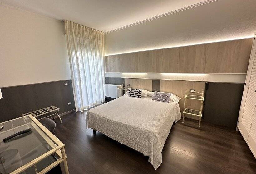 Fotos del hotel Italia:  30 Fotos del hotel Italia:  30