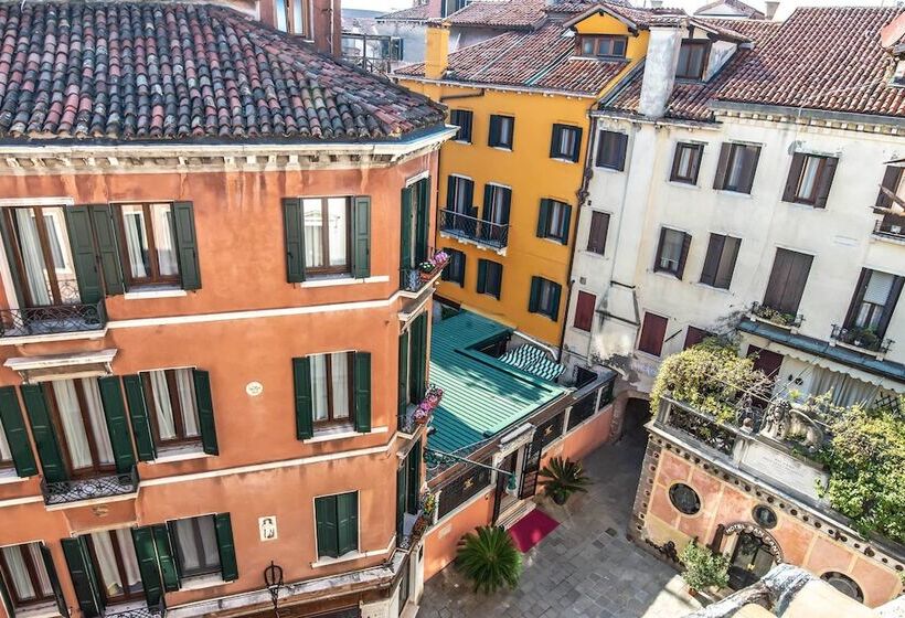 Hotel La Fenice Et Des Artistes