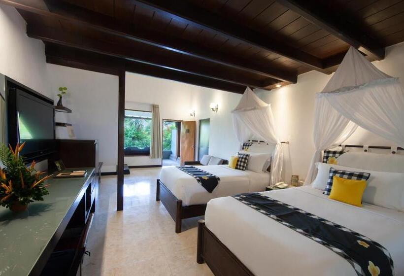 فندق Legian Beach Villas