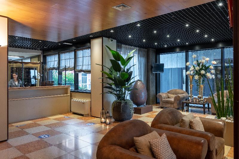 Fotos del hotel Leopardi:  43 Fotos del hotel Leopardi:  43